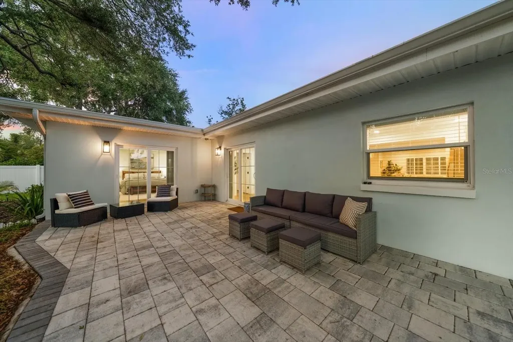1736 Golf View Drive Belleair FL 33756