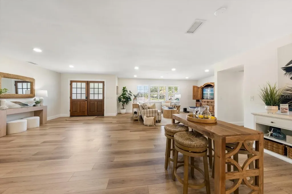 1736 Golf View Drive Belleair FL 33756