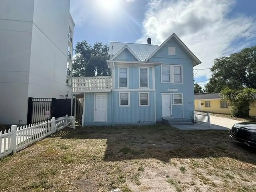 1425 14th Street W Bradenton FL 34205