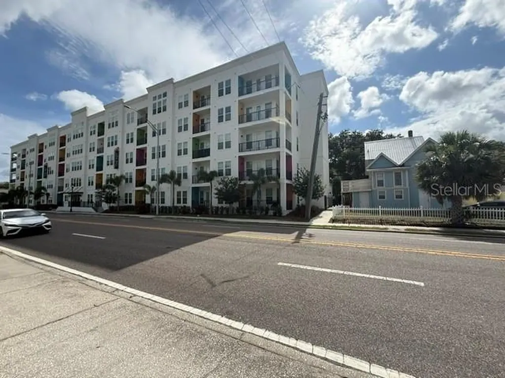 1425 14th Street W Bradenton FL 34205
