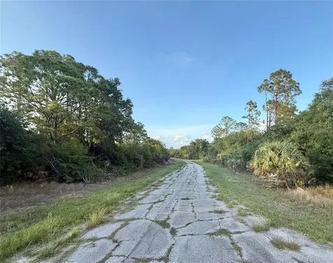 Lot 23 Hinshaw Avenue North Port FL 34288