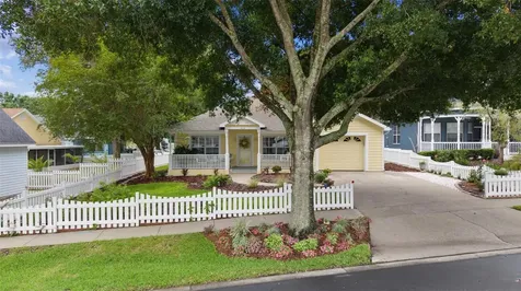 1622 Laurel Way Tavares FL 32778