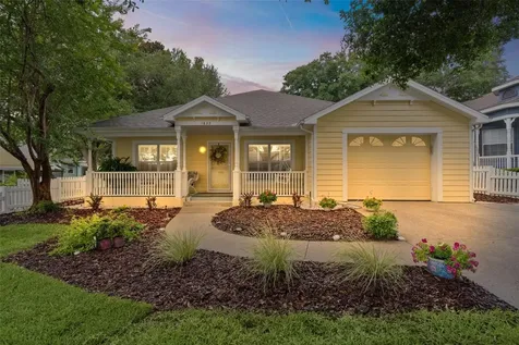 1622 Laurel Way Tavares FL 32778