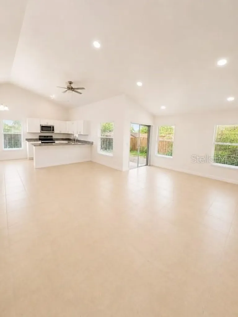 120 Sandpoint Court Sanford FL 32773