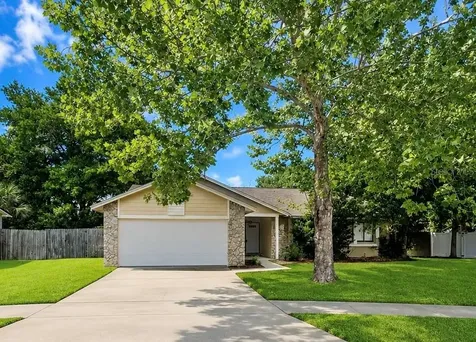 120 Sandpoint Court Sanford FL 32773