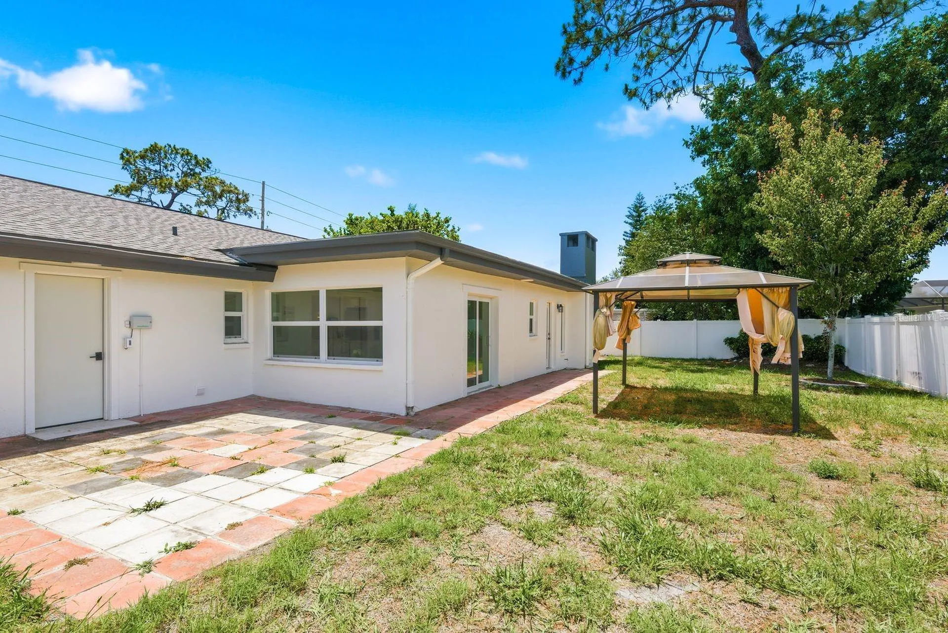 1290 Michigan Boulevard Dunedin FL 34698