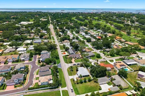 1290 Michigan Boulevard Dunedin FL 34698