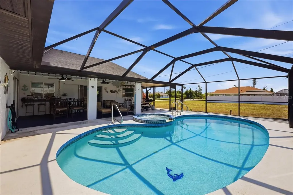 9495 Gulfstream Boulevard Englewood FL 34224
