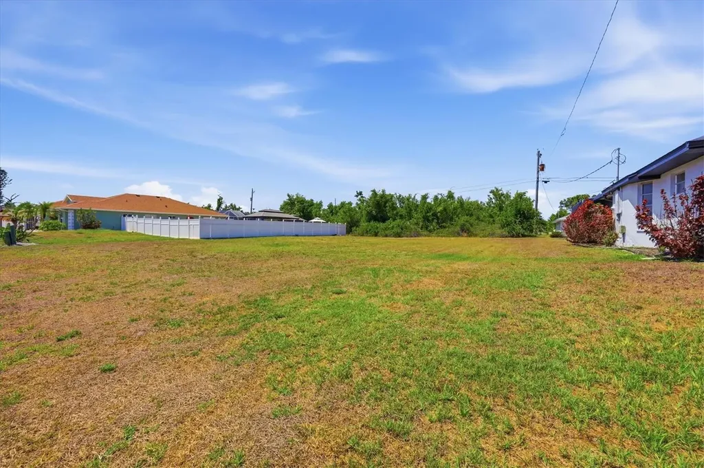 9495 Gulfstream Boulevard Englewood FL 34224