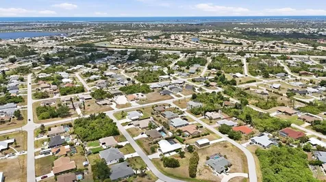 9495 Gulfstream Boulevard Englewood FL 34224