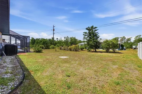 9495 Gulfstream Boulevard Englewood FL 34224
