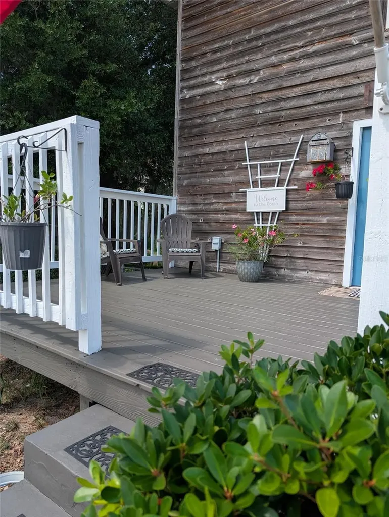 7083 SE 166th Avenue Ocklawaha FL 32179