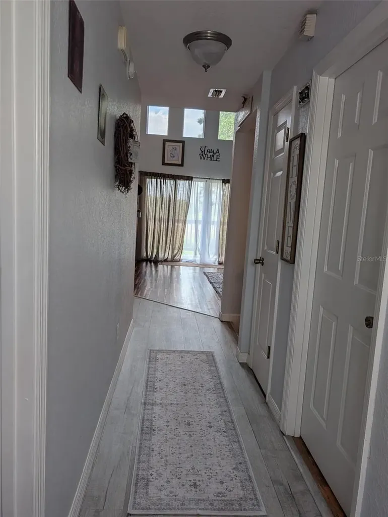7083 SE 166th Avenue Ocklawaha FL 32179