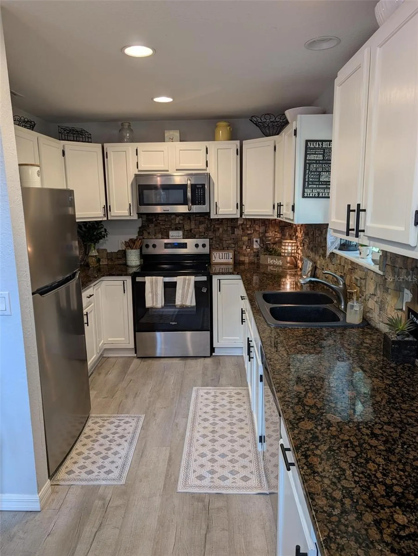 7083 SE 166th Avenue Ocklawaha FL 32179