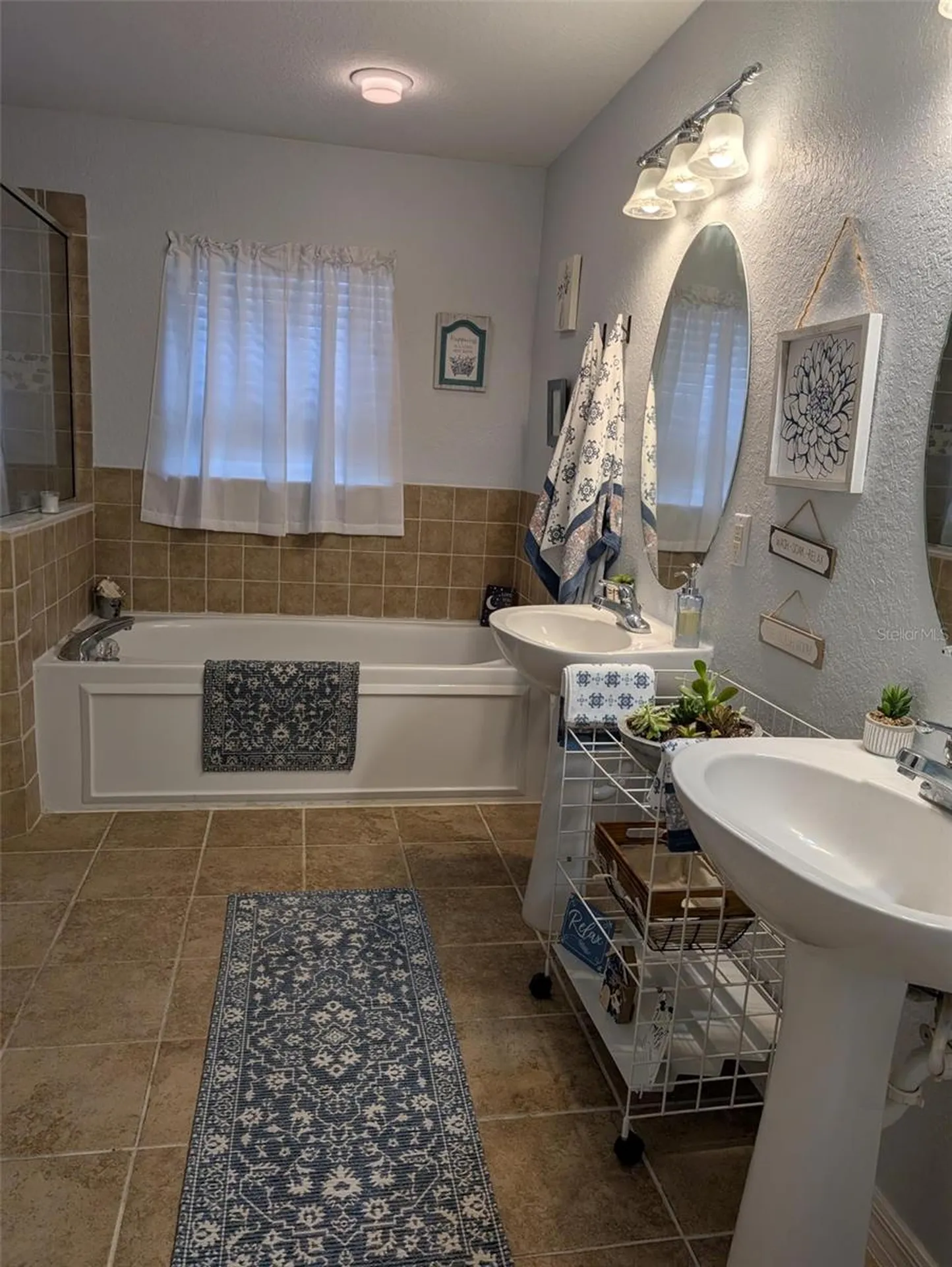 7083 SE 166th Avenue Ocklawaha FL 32179