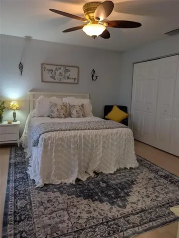 7083 SE 166th Avenue Ocklawaha FL 32179
