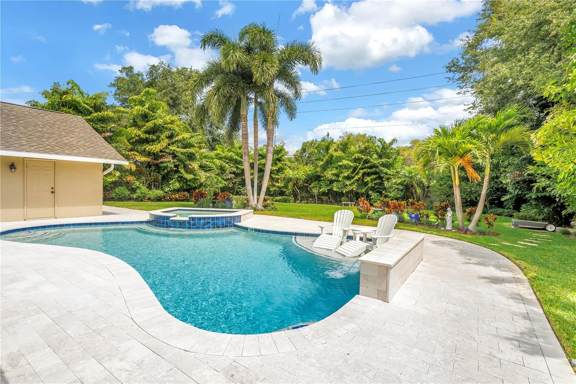 12399 Oaks Lane Seminole FL 33772