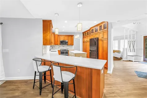 12399 Oaks Lane Seminole FL 33772