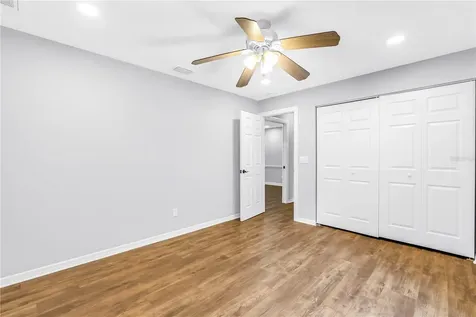 12399 Oaks Lane Seminole FL 33772