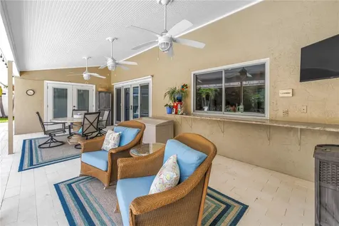 12399 Oaks Lane Seminole FL 33772