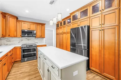 12399 Oaks Lane Seminole FL 33772
