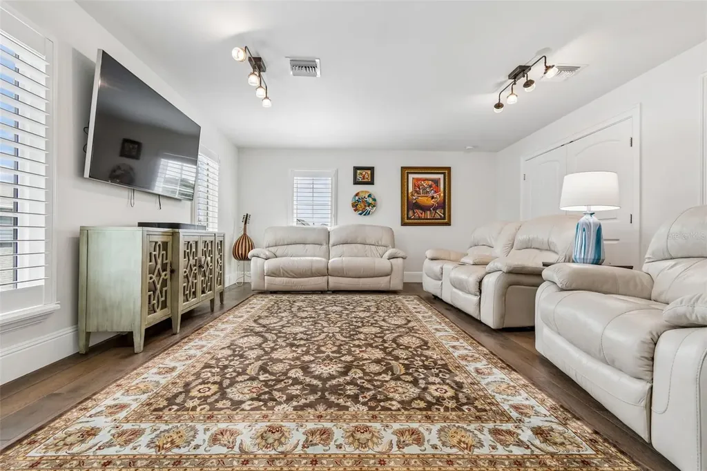 2261 Mulbry Drive Winter Park FL 32789