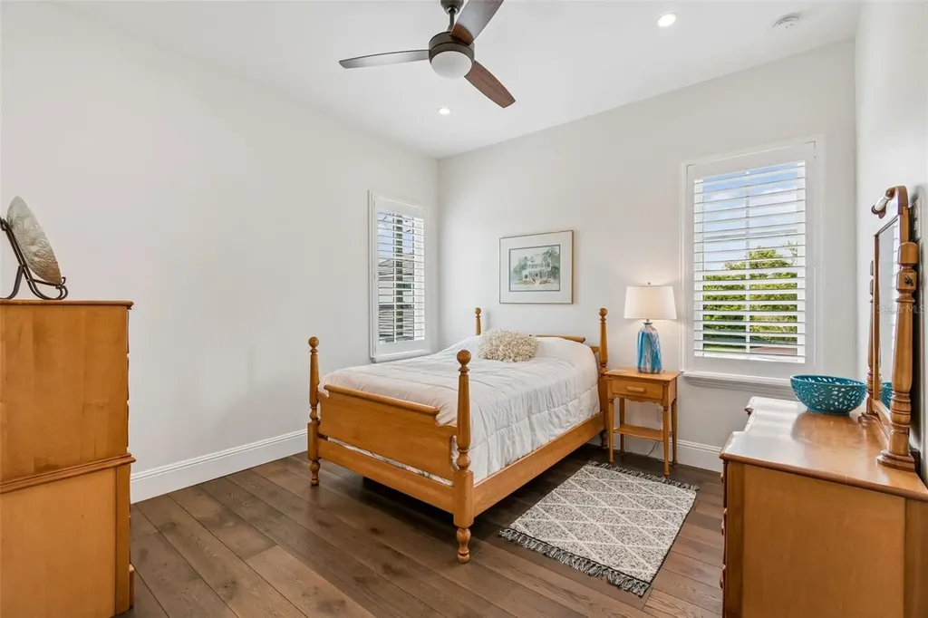 2261 Mulbry Drive Winter Park FL 32789