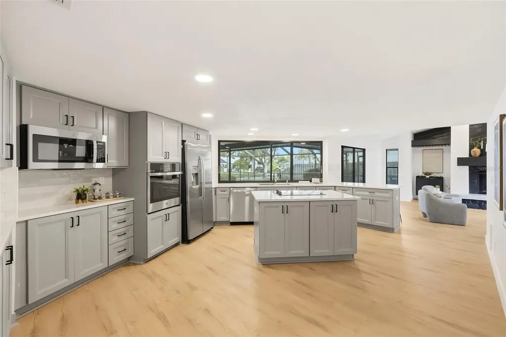 2700 Sedgefield Court E Clearwater FL 33761