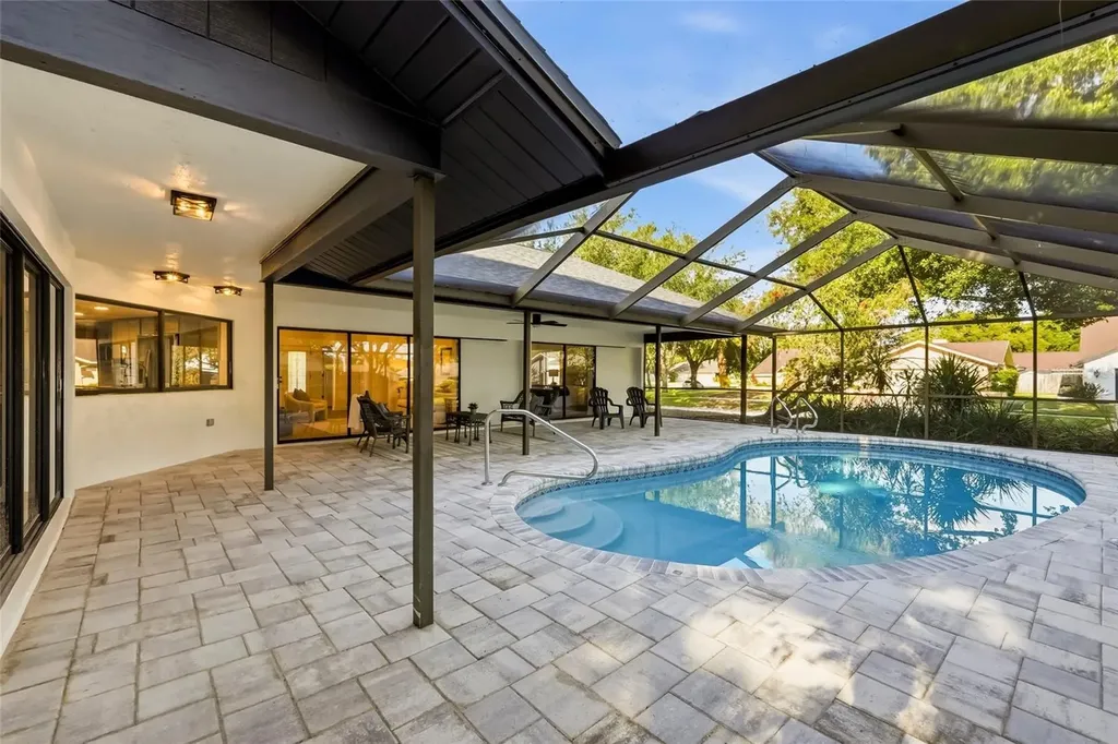 2700 Sedgefield Court E Clearwater FL 33761