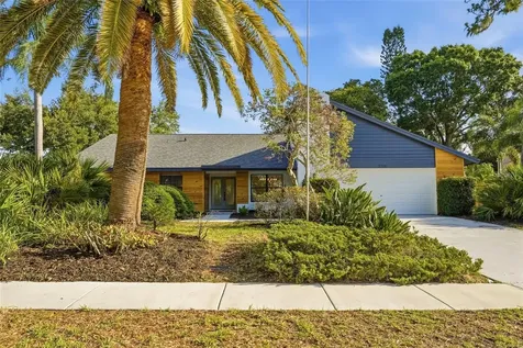 2700 Sedgefield Court E Clearwater FL 33761
