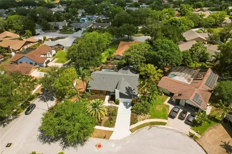 2700 Sedgefield Court E Clearwater FL 33761