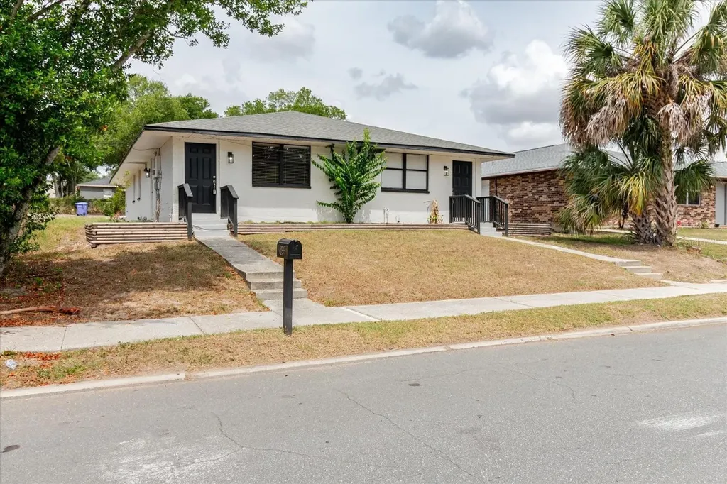 1134-1136 Gilmore Avenue Lakeland FL 33805