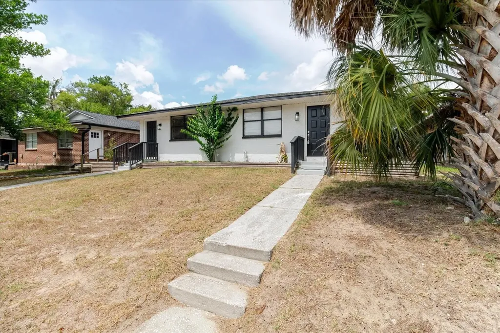 1134-1136 Gilmore Avenue Lakeland FL 33805
