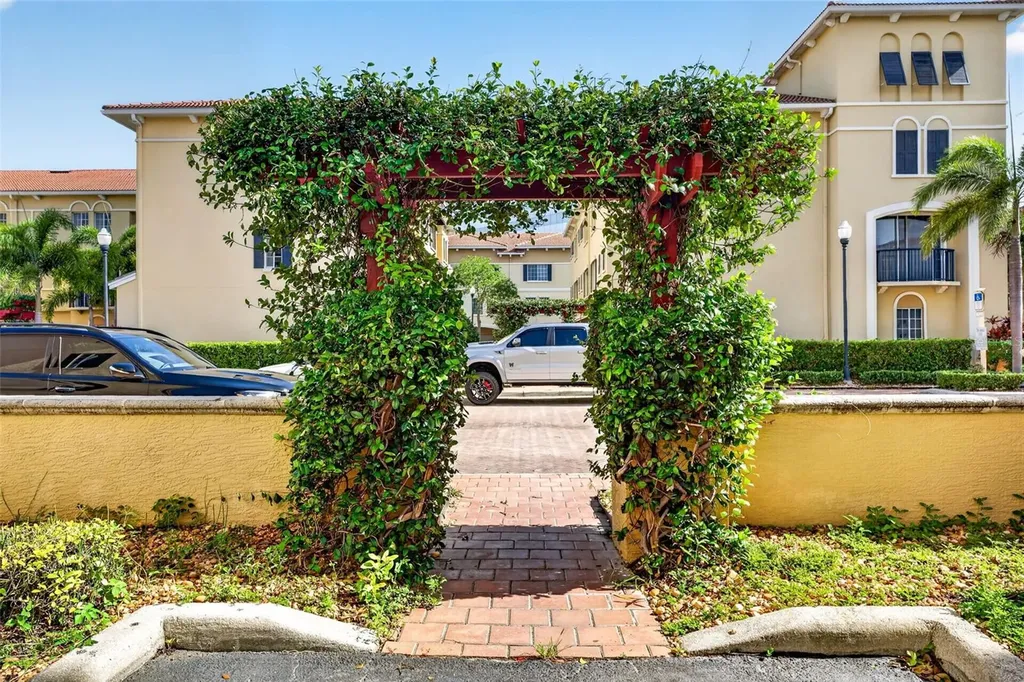 105 Bradford Beach Court Tampa FL 33609