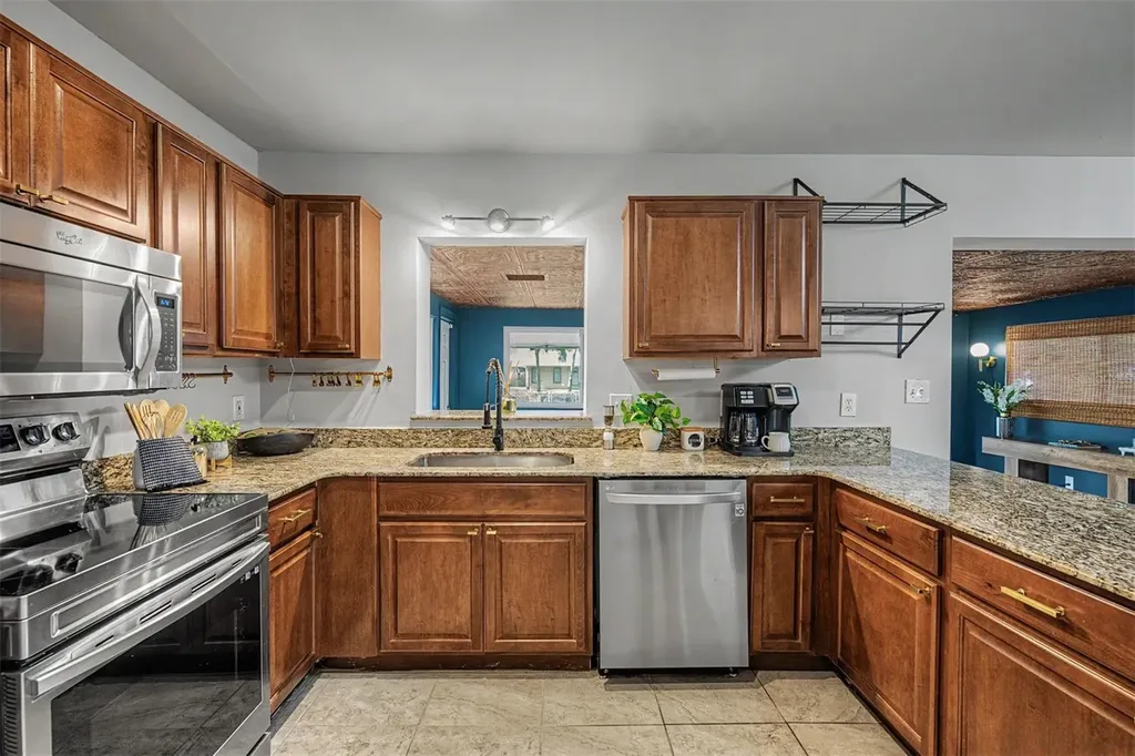 1405 Jen Ma Jo Lane Lutz FL 33549