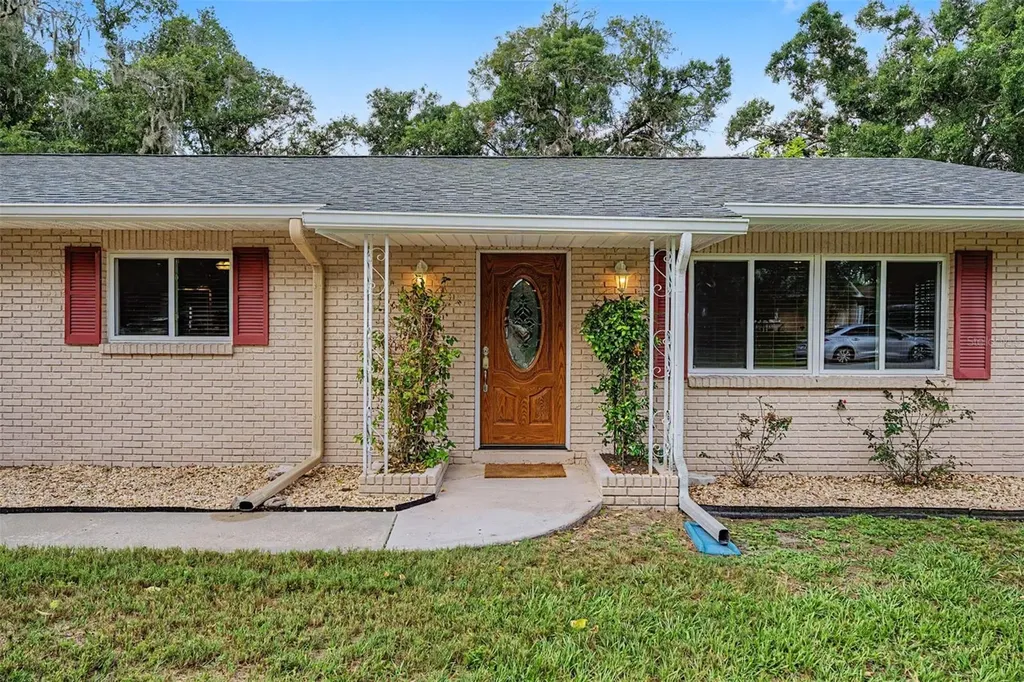 1405 Jen Ma Jo Lane Lutz FL 33549
