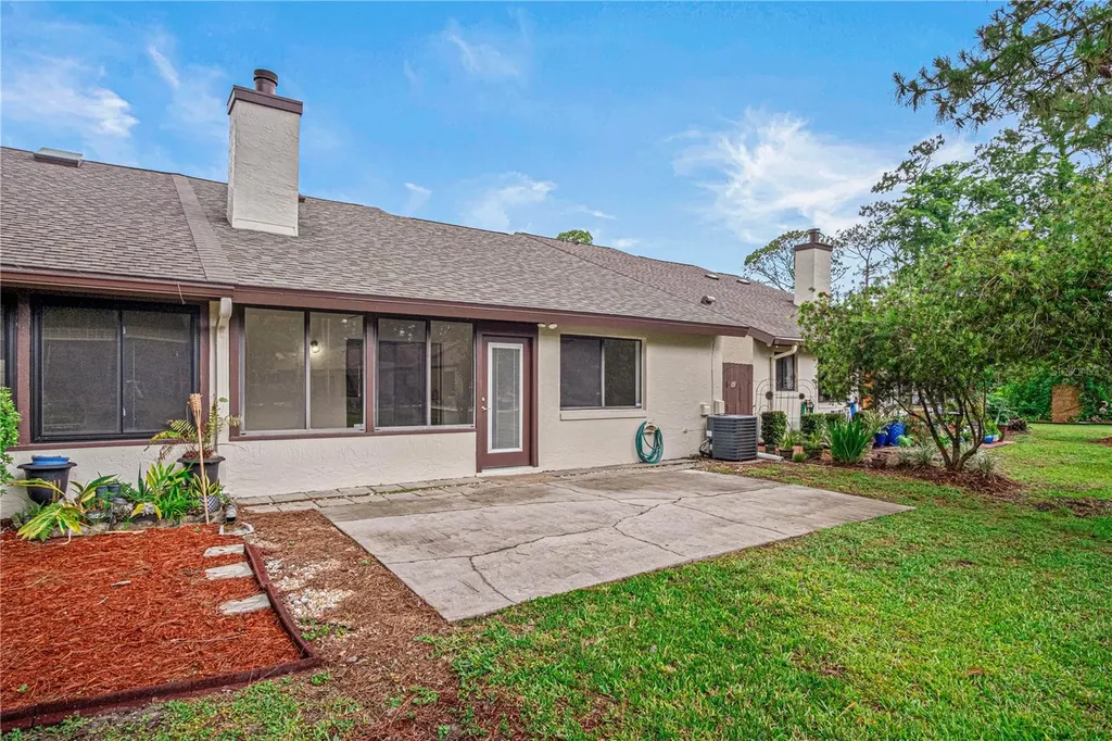 138 Fox Fire Circle Daytona Beach FL 32114