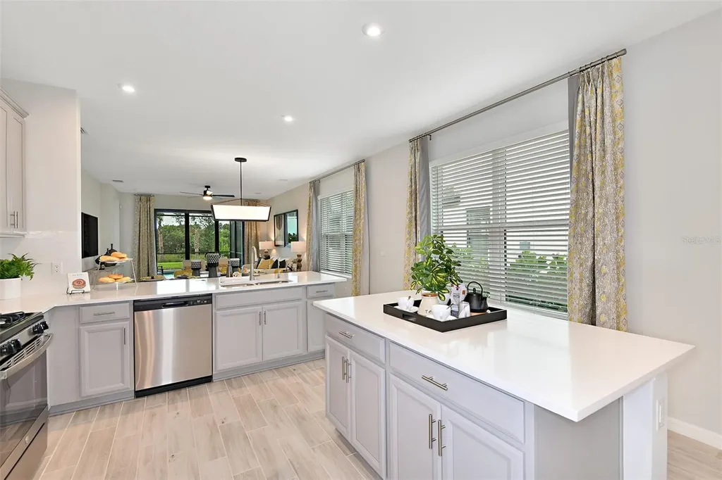 745 Steel Drive Apollo Beach FL 33572