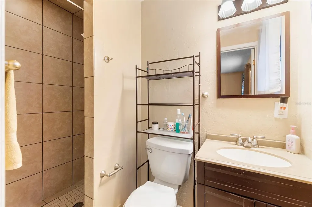1890 NE 80th Street Ocala FL 34479