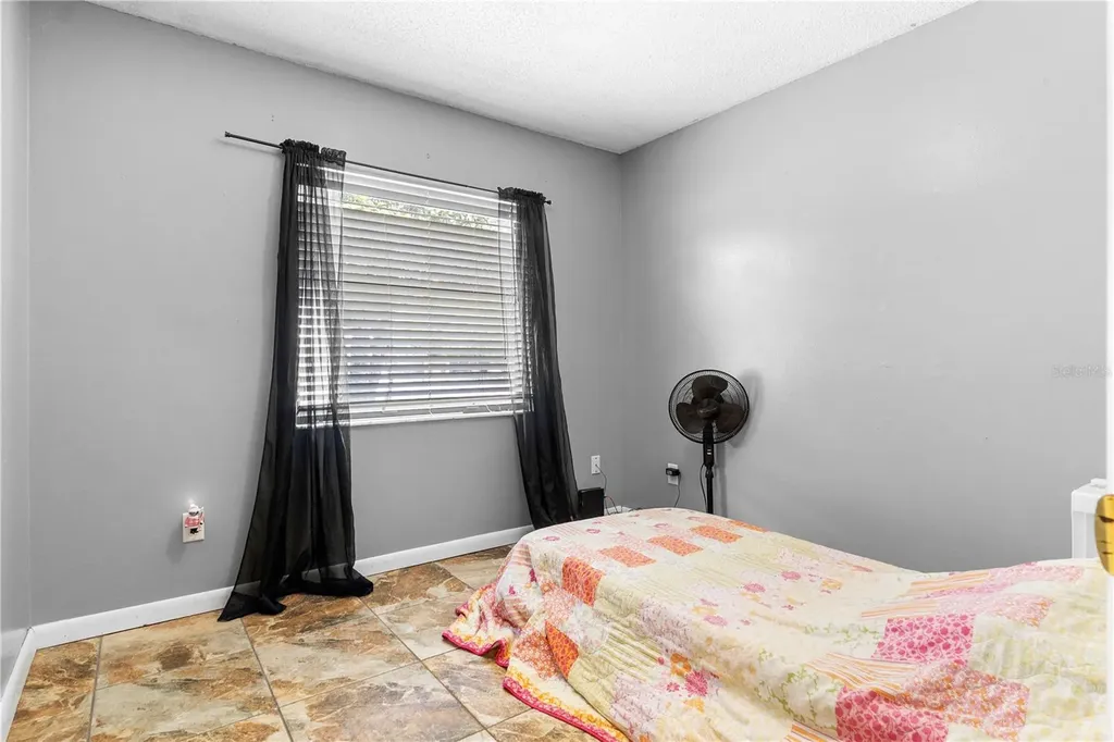 1890 NE 80th Street Ocala FL 34479