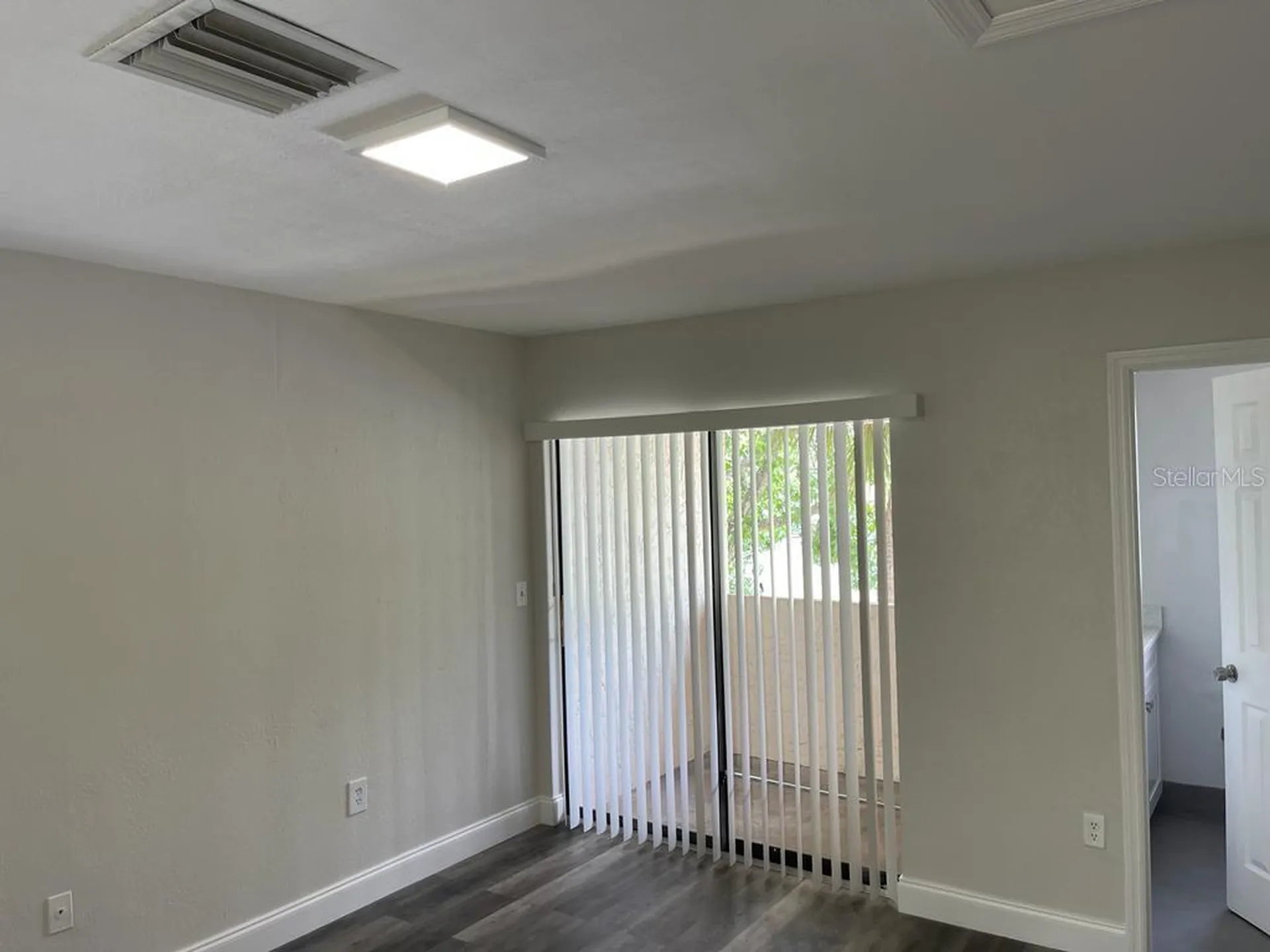 10260 Turkey Lake Road Orlando FL 32819