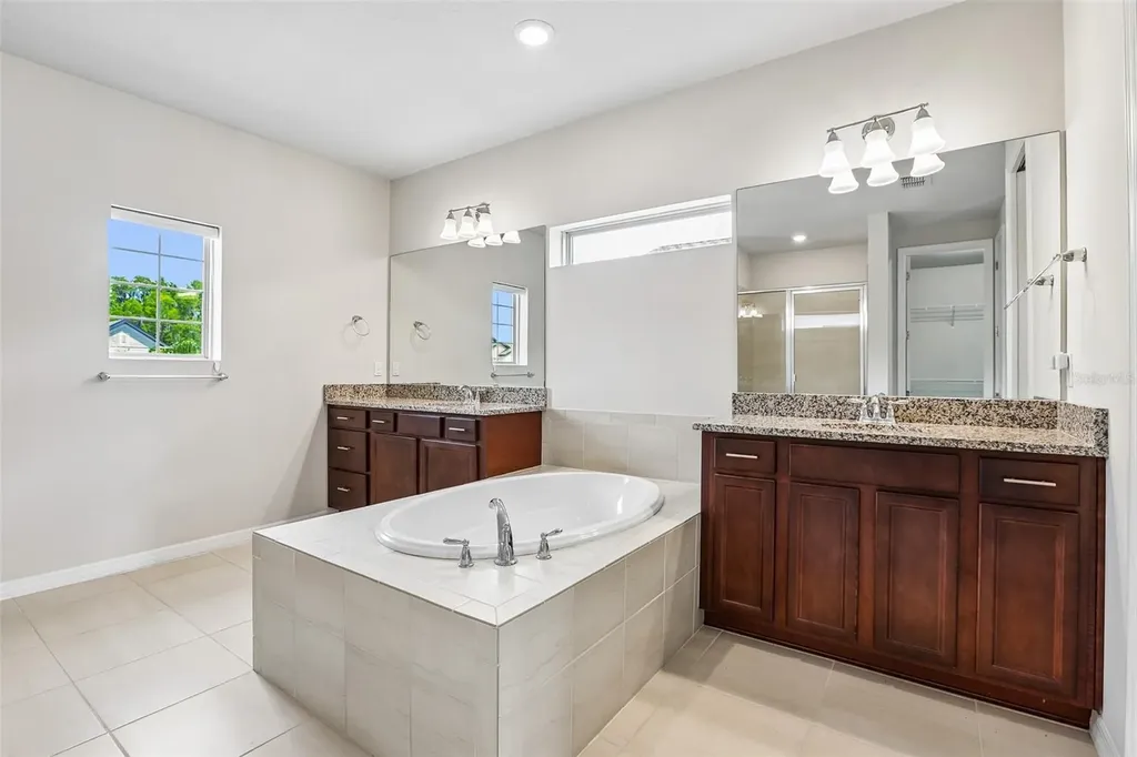 11032 Sundrift Drive Tampa FL 33647