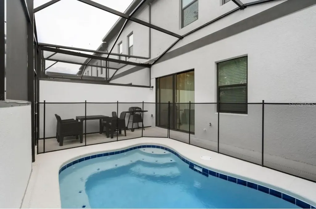 10467 Ebb Tide Lane Orlando FL 32821