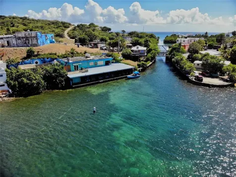 372 Calle Fulladoza Culebra PR 00775
