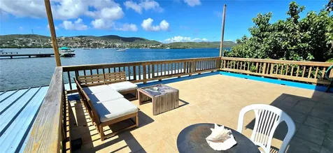 372 Calle Fulladoza Culebra PR 00775