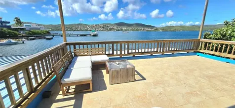 372 Calle Fulladoza Culebra PR 00775