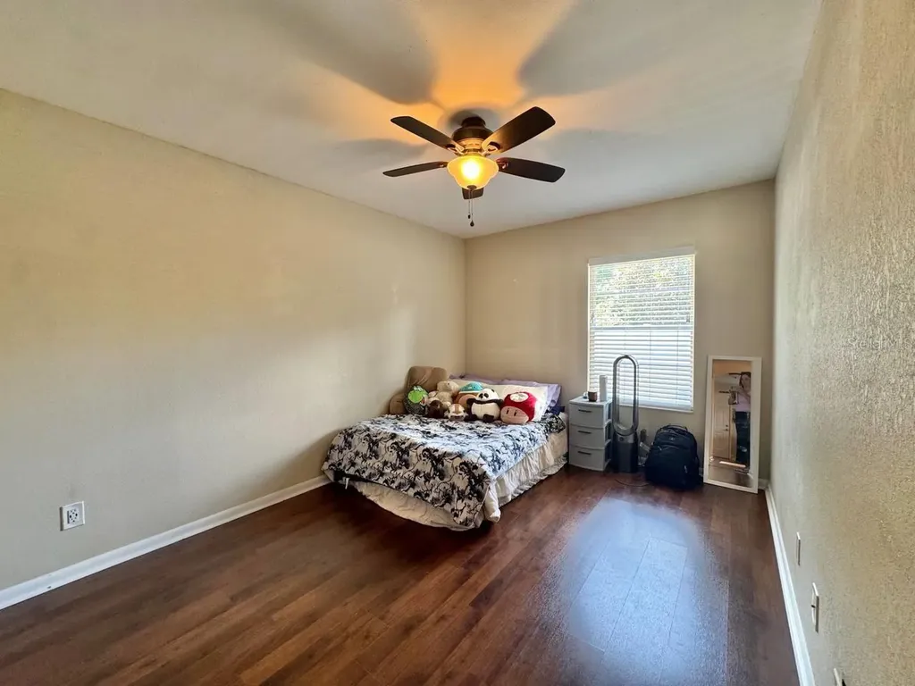 5440 S Macdill Avenue Tampa FL 33611