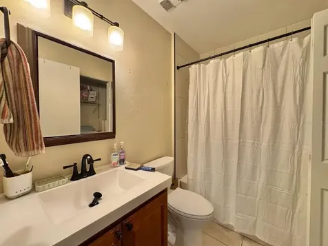 5440 S Macdill Avenue Tampa FL 33611