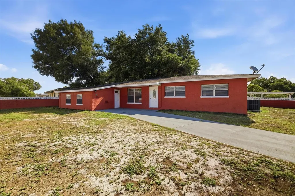 7102 Dellwood Drive Tampa FL 33619