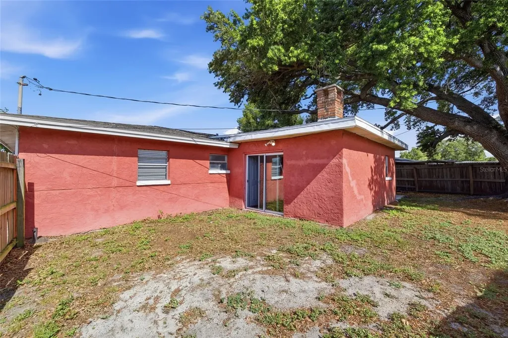 7102 Dellwood Drive Tampa FL 33619